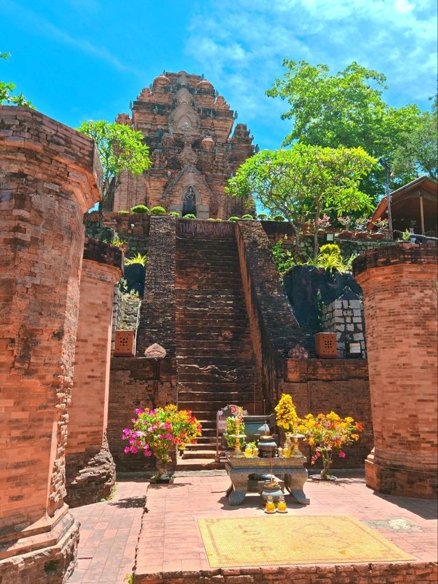 Чамские Башни Понагар: Древняя Душа Нячанга!