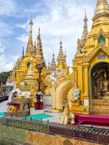 瑞光大金塔：信仰的金色巨塔✨｜Trip.com 皎德達