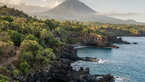 インド洋に浮かぶ火山と神秘の島国、コモロの魅力を探る — traveler post in コモロ