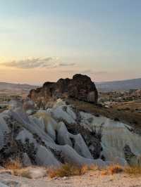 HORSERIDING IN CAPPADOCIA, WHAT AN EPIC TRAVEL MOMENT!