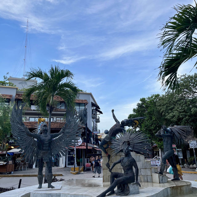 Quinta Avenue in Playa del Carmen, Mexico🇲🇽