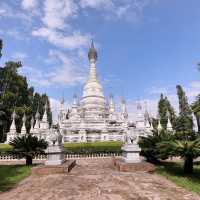 You can’t miss Yunnan Ethnic Village in Kunming 