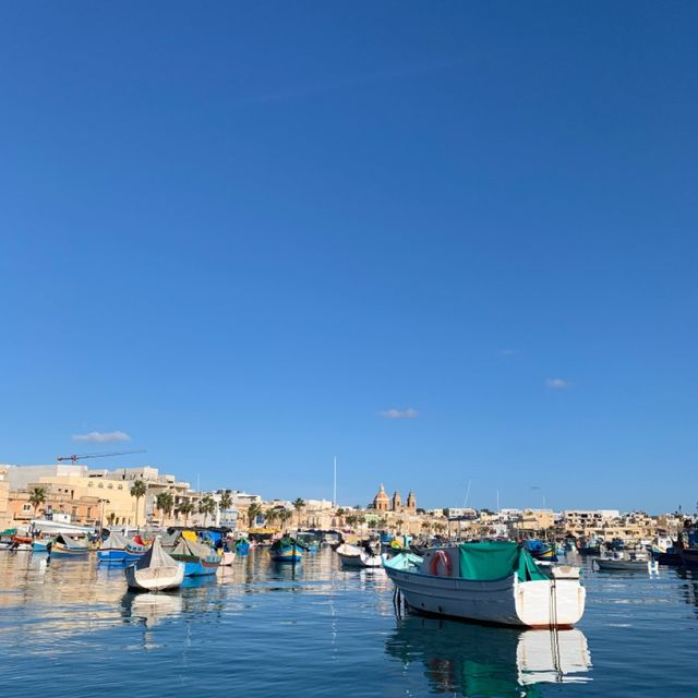 日曜日しか開かれない”マルサシュロック”の朝市 in Malta