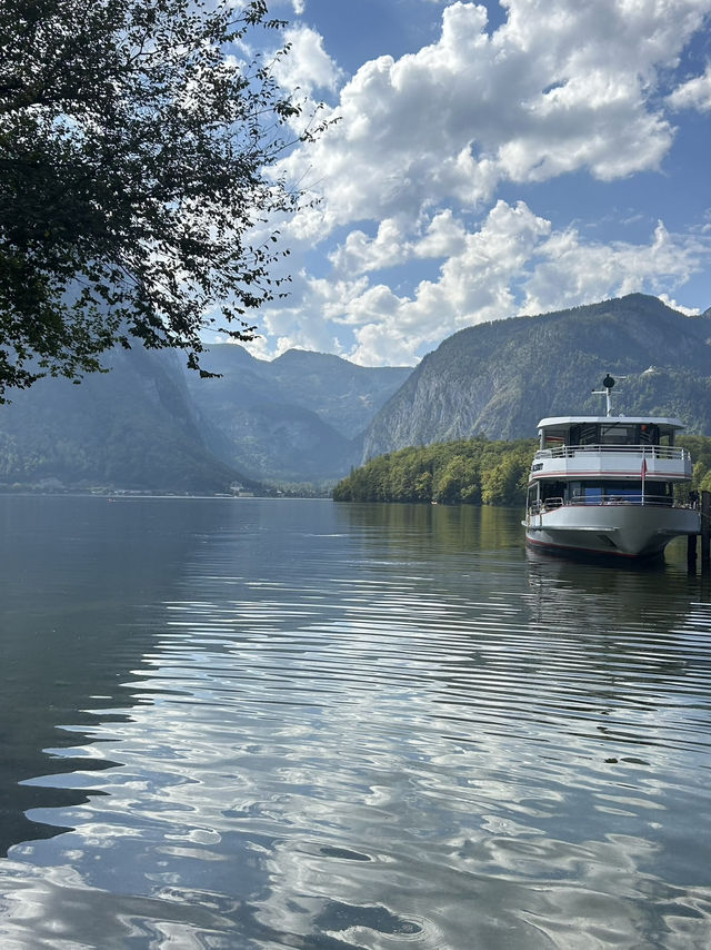 A beautiful boat ride in Halshtatt 
