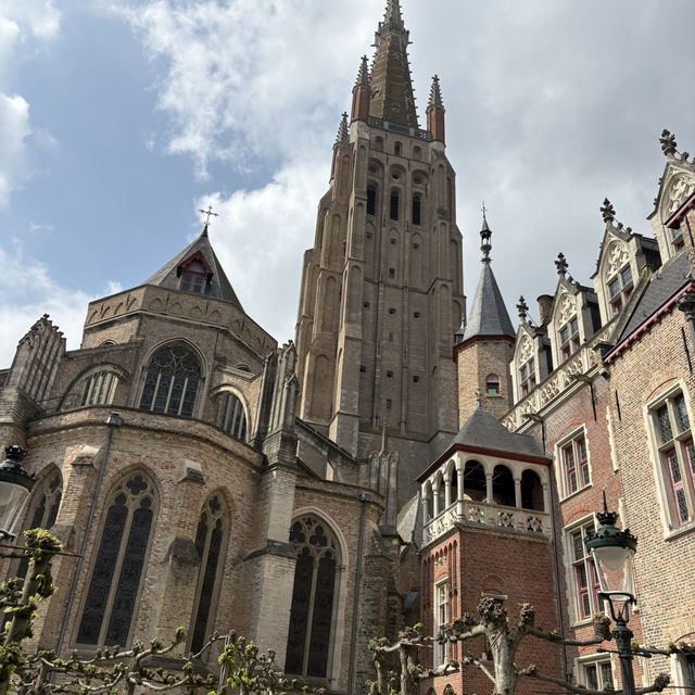 Bruges Getaway ❤️✈️