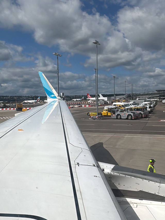 Direct flights from Manchester to and from Stuttgart 