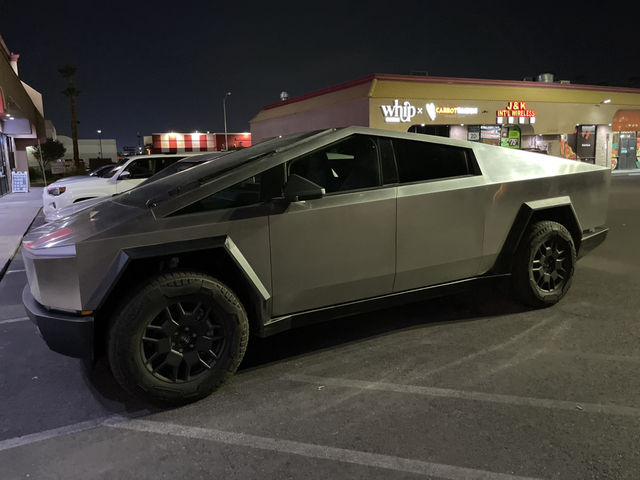 🚗 Ride-Sharing in Las Vegas: Your Secret Weapon for Beating the Strip 🥵🎉