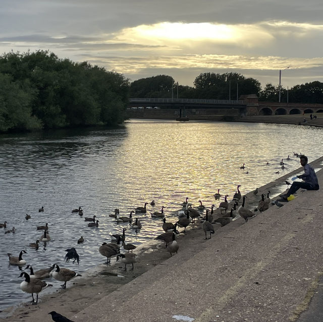 Nottingham🇬🇧Castle, City, Windmill & Riverside Explored 🏰🚶‍♀️🌬️🚴