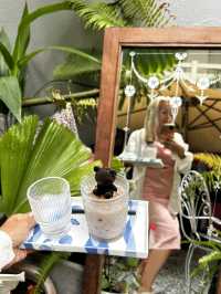 Vintage hidden cafe in Da Nang 👀