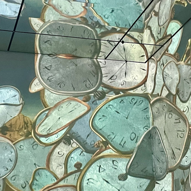 London🇬🇧A Dazzling Dive into Art: Frameless at Marble Arch ✨