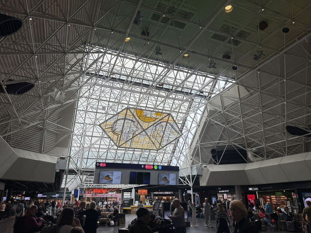 Welcome to Iceland: Keflavík Airport Tips & Highlights Welcome to Iceland: Keflavík Airport Tips & Highlights