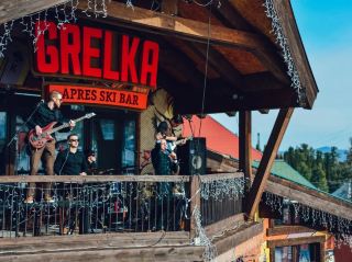 Когда снега жо….ой ешь значит это Шерегеш !