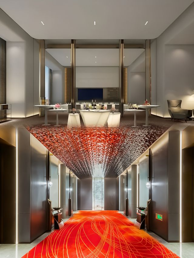 雲端之巔的孤獨,也許只有當風吹過,才會明白 雲端之巔的孤獨,也許只有當風吹過,才會明白