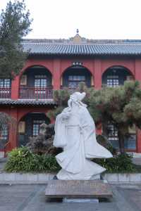 “我寄酒香融敬意，隨風直到太白樓”