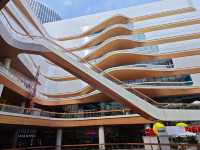 大寧區域的久光中心開業很久了,但是一直沒有機會到訪,這次終於可以來轉一轉,看看這個新靜安的網紅商場