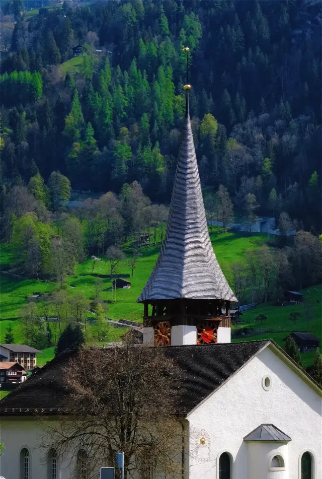 There is a kind of beauty called Swiss town