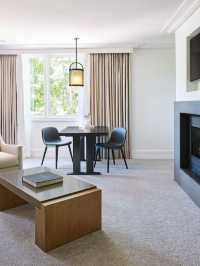 Aspen's Hidden Gem: Cozy Charm at The Little Nell 🏔️✨