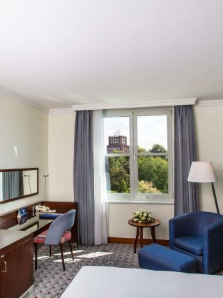 🌟 Wroclaw Wonders: Top Hotel Pick! 🛎️🇵🇱