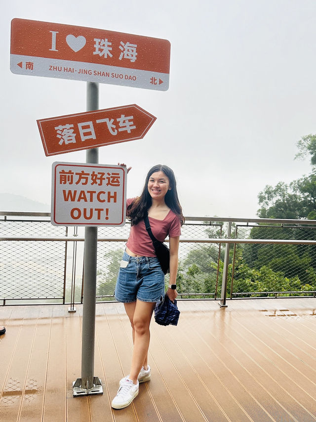 Jingshan Park Ropeway Up 🚡🆙 Sliding Down the Hill 