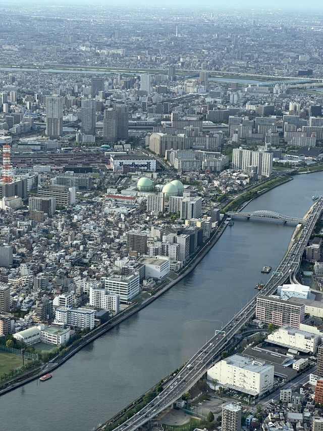 Tokyo’s Newest Icon, the Stunning Tokyo Skytree 