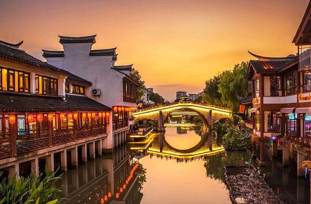 探秘上海七寶古鎮：穿越千年的文化韻味之旅。