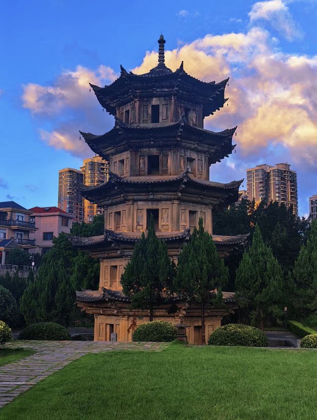 南山廣化寺遊記。