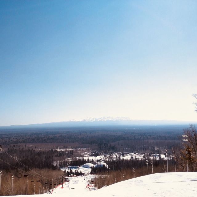 長白山-和平滑雪。