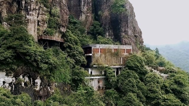 大覺山。