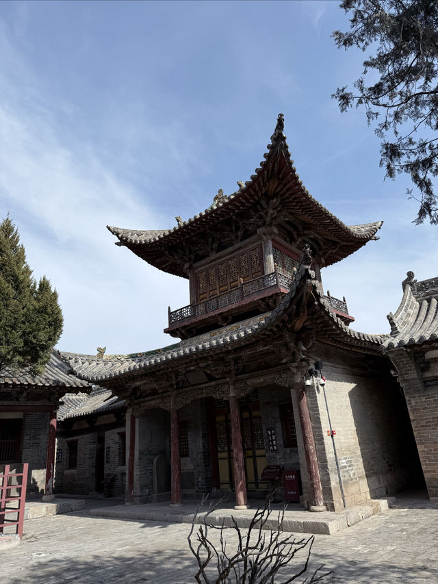 擁有廡殿頂的九天聖母廟