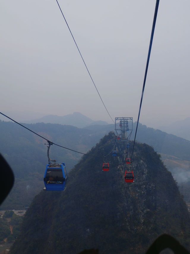 梅雨季節嘅如意峰——若隱若現嘅山水畫卷