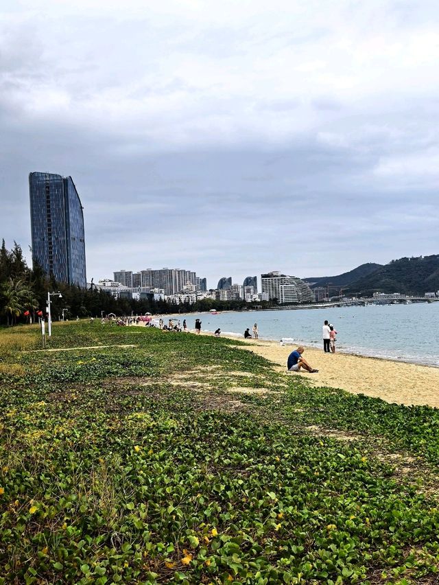 Perfect hotel on Sanya beach 
