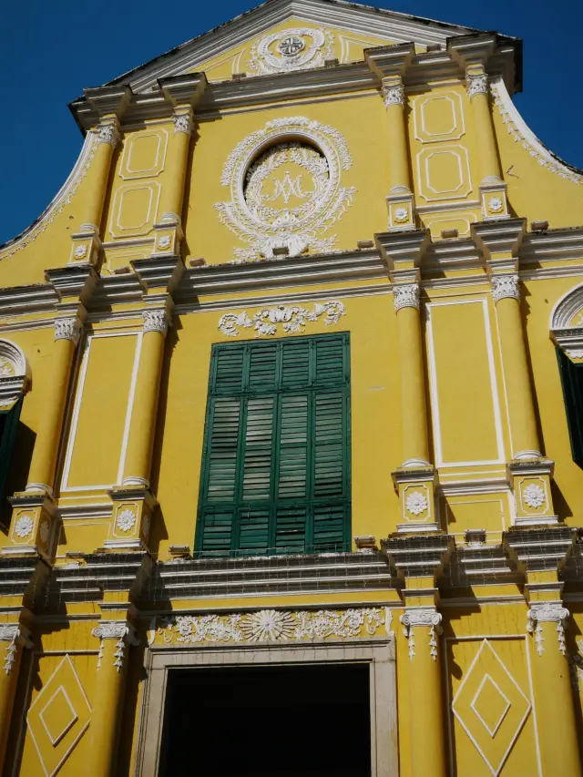 Macau Must-Visit | St. Dominic's Church: Encounter the Divine Beauty
