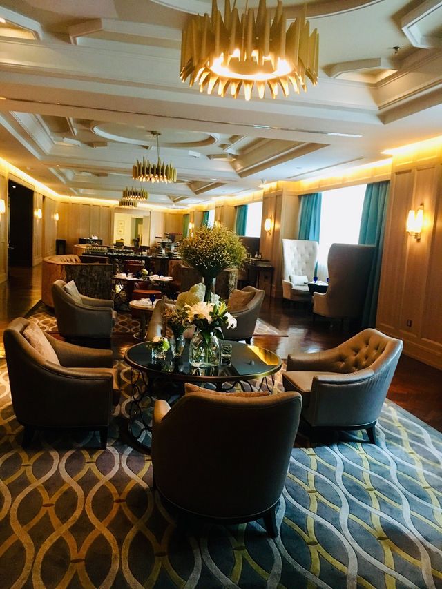 吉隆坡麗思卡爾頓酒店｜高級復古風與購物樂趣