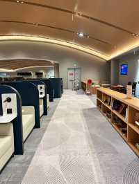 香港機場T2新開的頭等艙休息室也太好待了吧！✈️