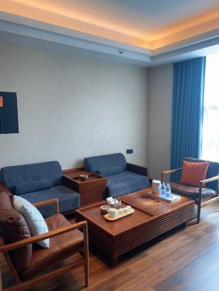 Linwu Treasure Hotel | Amazing Two-Bedroom Suite
