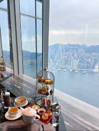 Hong Kong's Tallest Hotel: The Ritz-Carlton Hotel Stay Experience 🇭🇰