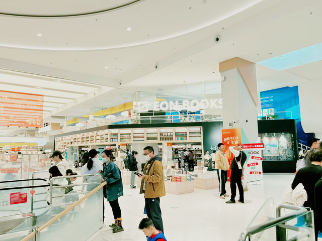 📚 深圳書城｜像百貨公司一樣的超大型書店！