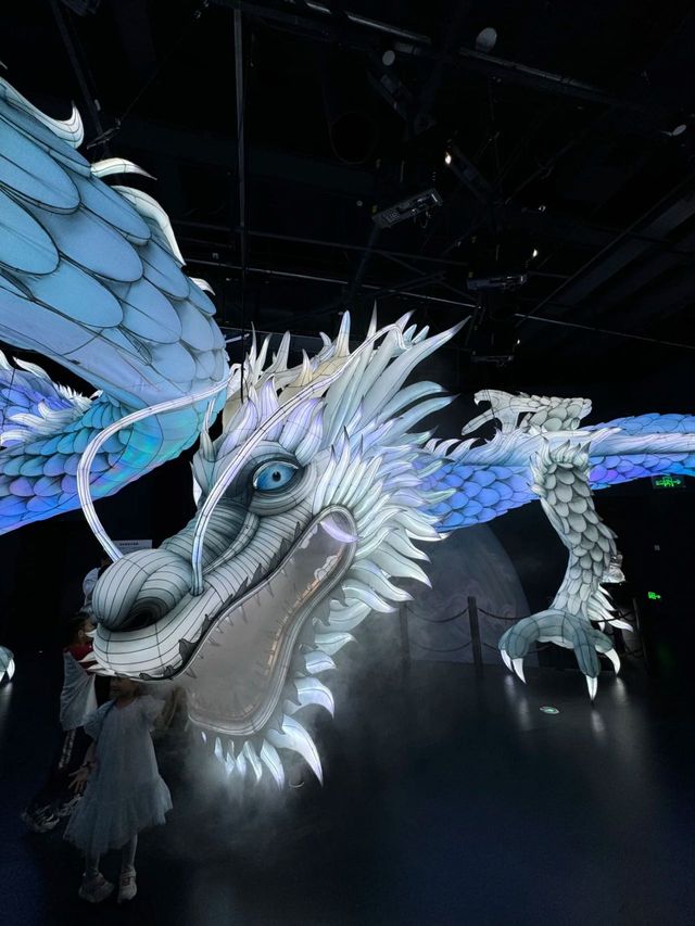 洛陽科幻樂園好玩好出片 洛陽科幻樂園好玩好出片