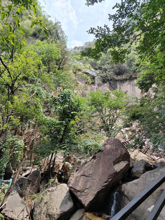 踏青何必遠行？畫眉谷仙境治癒你的春天