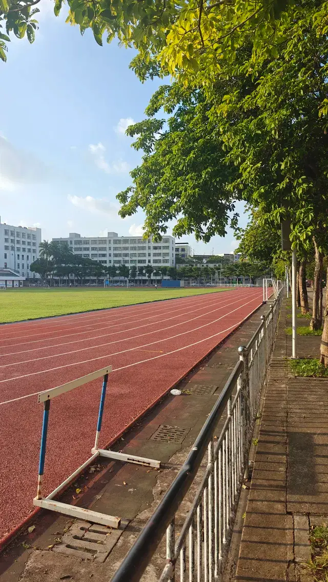 海南瓊海（嘉積中學）校園青春無修圖