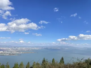 西山貓貓箐野趣徒步，登高望遠盡覽滇池