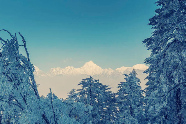 中國六大絕美雪景地!每一幀都美到窒息!快收藏! 吉林-長白山 長白山天池封凍期美得像仙境! 中國六大絕美雪景地!每一幀都美到窒息!快收藏! 吉林-長白山 長白山天池封凍期美得像仙境!
