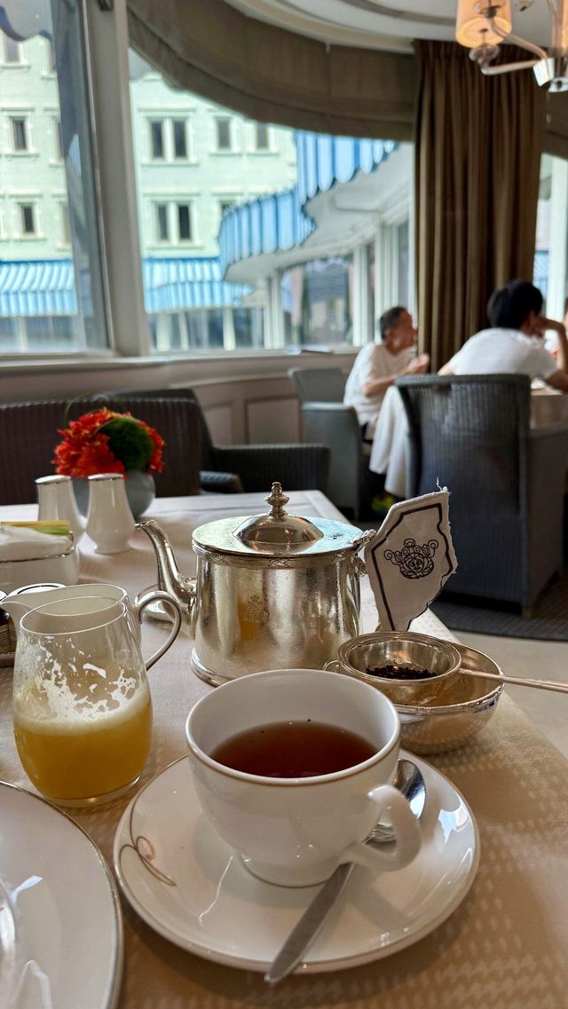 香港半島酒店:維港之畔的百年傳奇 香港半島酒店:維港之畔的百年傳奇