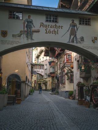 Travel from Munich to a fairytale world in just one hour by train