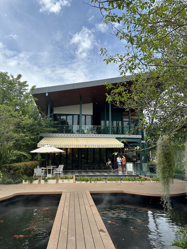 เที่ยวคาเฟ่น่ารัก @ Station ES