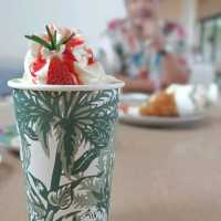 จิบกาแฟ ฟังเสียงคลื่น ที่ Boonta by The Beach