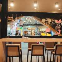 Dark 21 Cafe