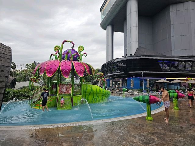 ไปตะลุยโลกอวกาศ @Grande Center Point Space Pattaya