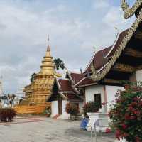 วัดพระธาตุศรีจอมทอง วรวิหาร