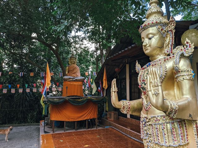 พระมหาธาตุเจดีย์ไตรภพ ไตรมงคล จ.สงขลา
